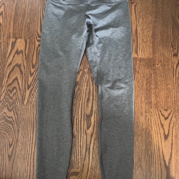 Lululemon wundet under gray size 6 - Picture 8 of 9